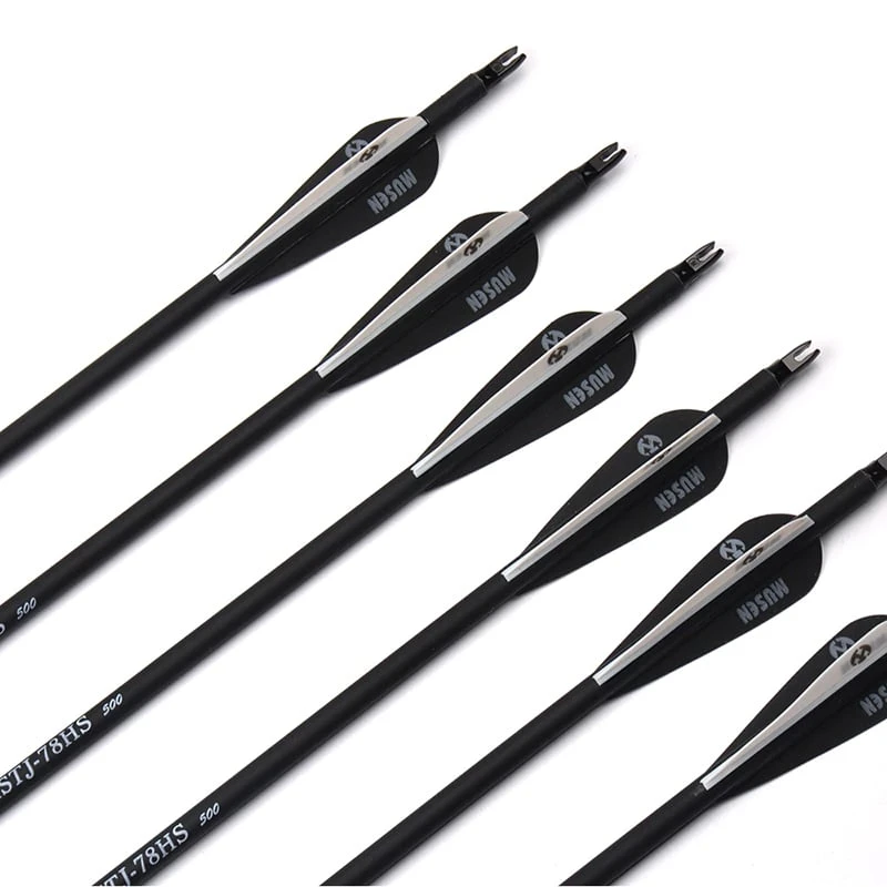 30 Inch Black White Mixed Carbon Arrows X 24 1 30 Inch Black White Mixed Carbon Arrows X 24